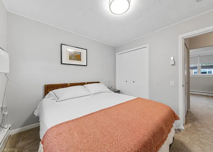 Northside Famlynest Lincoln Sq 4br 2ba 2p Rare Find *