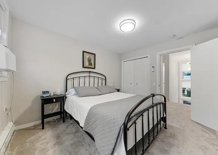 Ferienhaus Northside Famlynest Lincoln Sq 4br 2ba 2p Rare Find