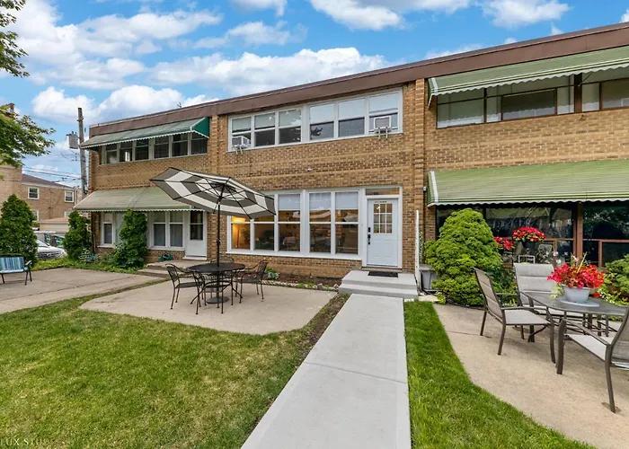 Ferienhaus Northside Famlynest Lincoln Sq 4br 2ba 2p Rare Find *